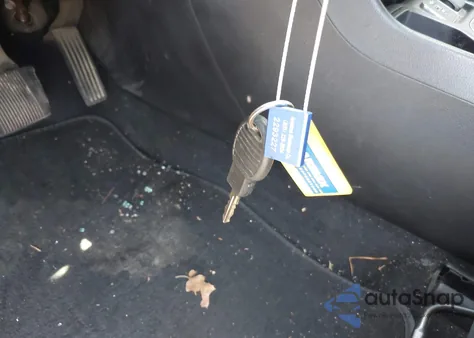 2019 Jeep Cherokee Latitude Fwd from USA, damaged, VIN 1C4PJLCB5KD377008